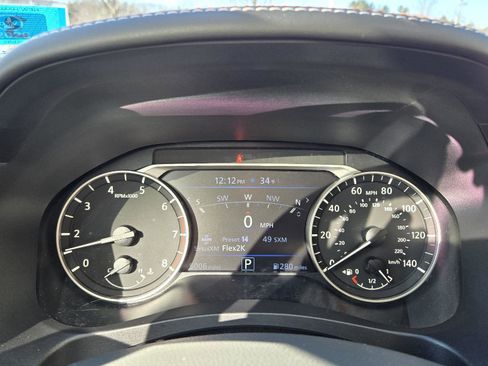 Used 2024 Nissan Altima 2.5 SR w/ SR Premium Package image 21