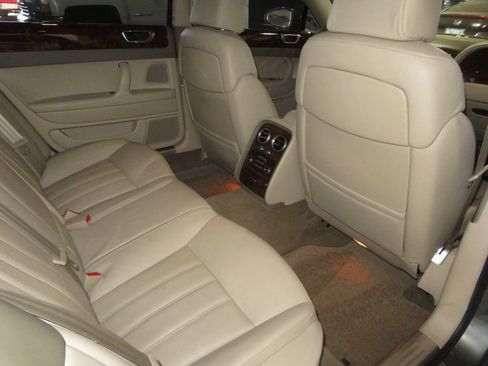 Used 2006 Bentley Flying Spur Flying Spur AWD/4WD image 29