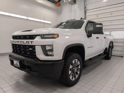 Used 2021 Chevrolet Silverado 2500 Custom w/ Custom Value Package AWD/4WD image 12