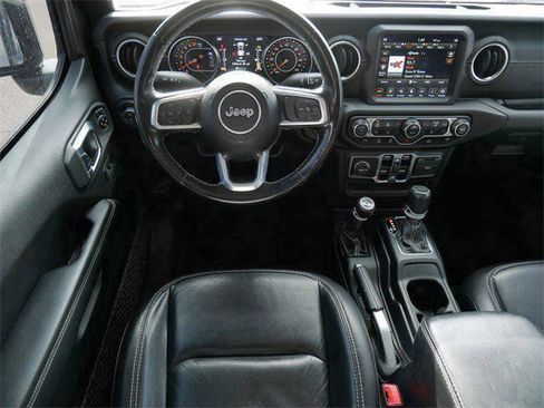 Used 2020 Jeep Gladiator Overland w/ Popular Equipment Package image 10