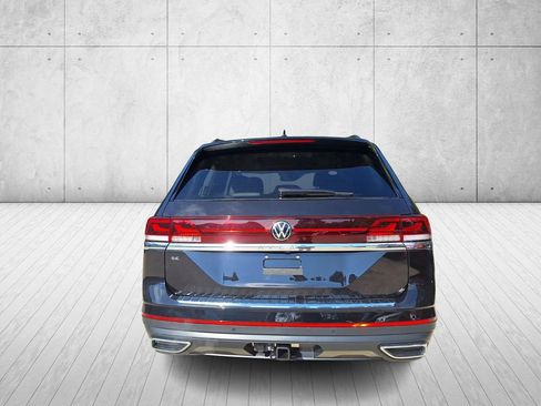New 2026 Volkswagen Atlas SE image 4