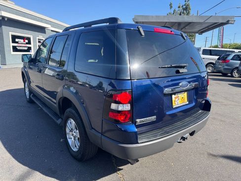 Used 2006 Ford Explorer XLT AWD/4WD image 5