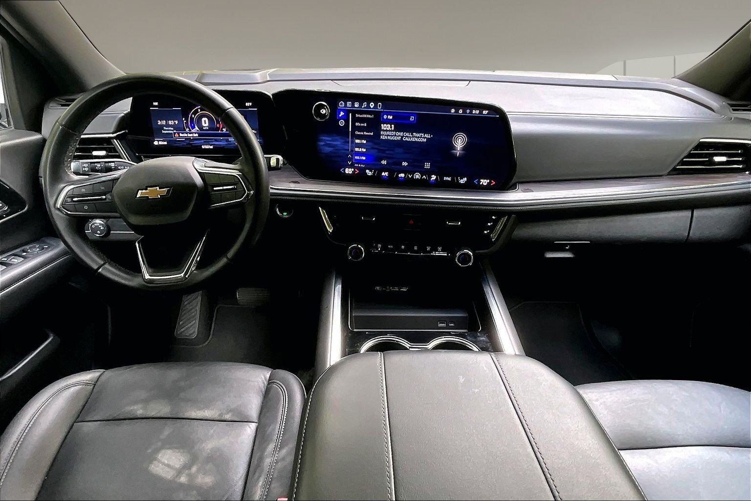 Used 2025 Chevrolet Tahoe LT RWD image 8