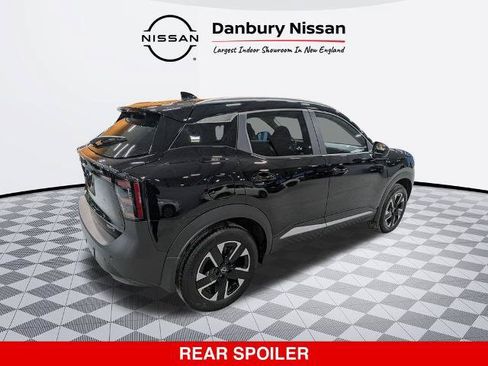 Certified 2025 Nissan Kicks SV w/ SV Premium Package AWD/4WD image 4