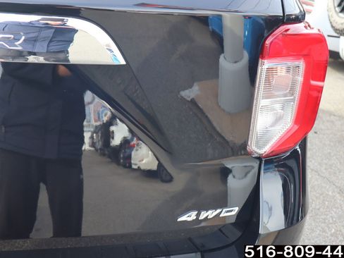 Used 2022 Ford Explorer XLT w/ Equipment Group 202A image 35