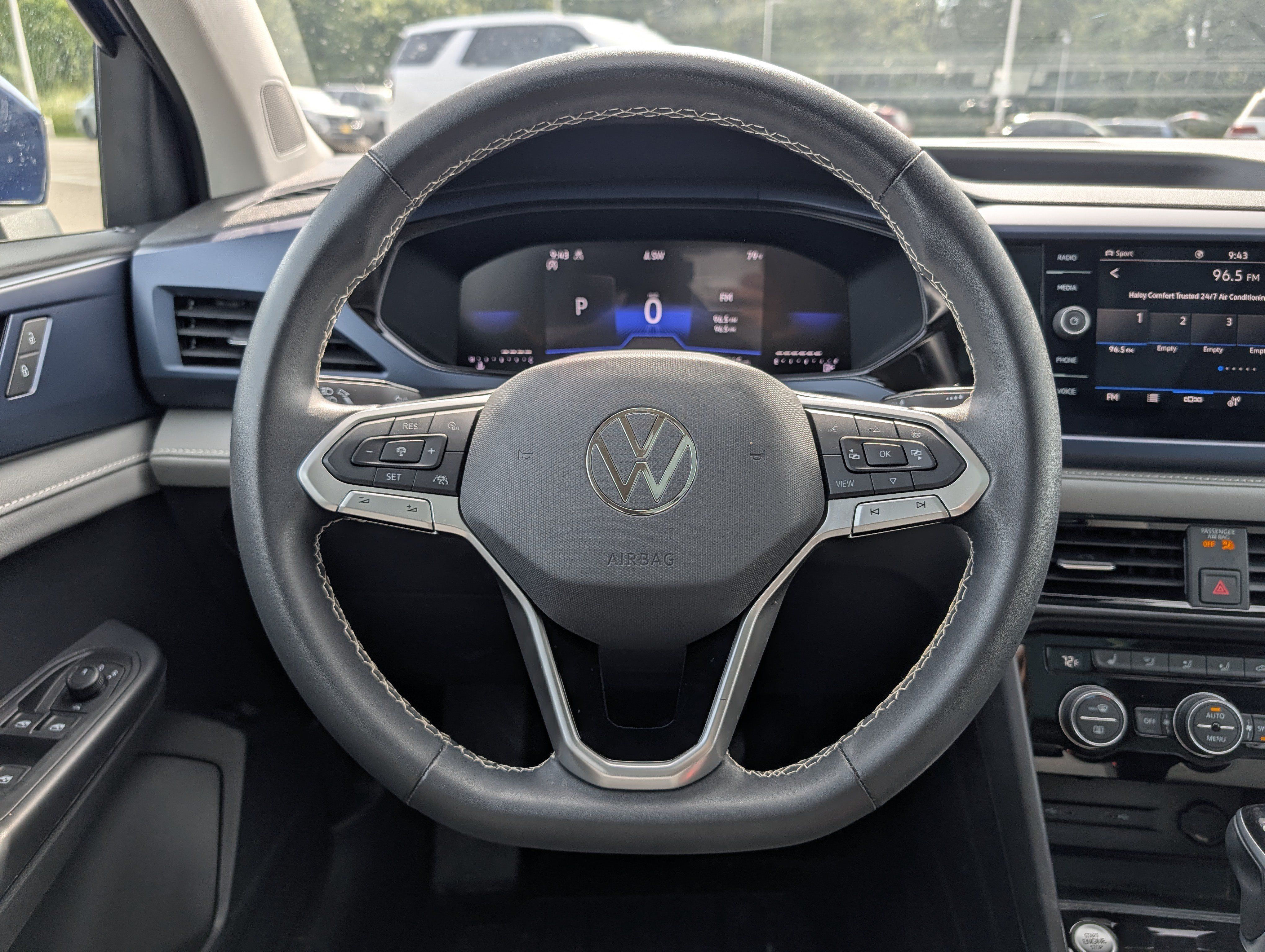 Certified 2024 Volkswagen Taos SE AWD/4WD image 25