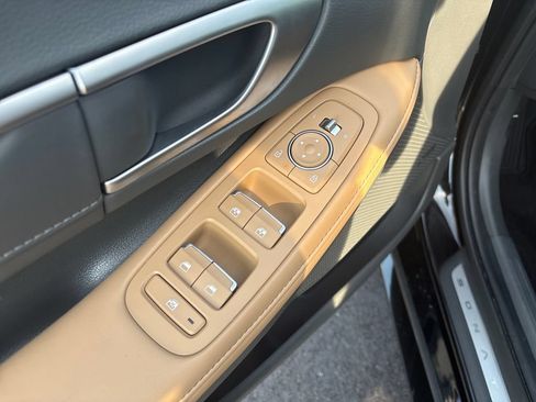 Used 2024 Hyundai Sonata Limited FWD image 12