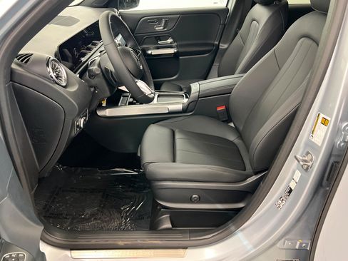 New 2026 Mercedes-Benz GLB 250 4MATIC image 17