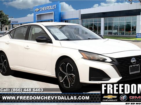 Used 2024 Nissan Altima 2.5 SR FWD image 1