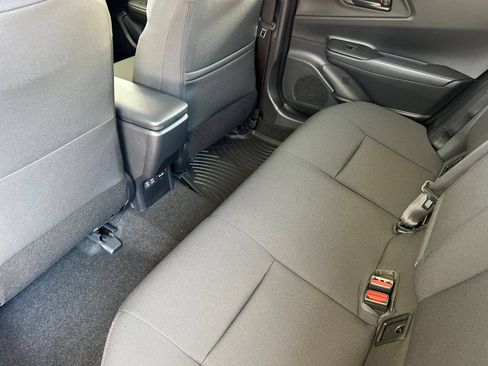 New 2026 Toyota Prius Plug-In Hybrid FWD image 13