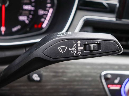 Used 2024 Audi A4 2.0T Premium image 31