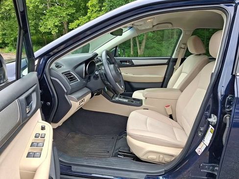 Used 2018 Subaru Outback 2.5i Premium AWD/4WD image 13