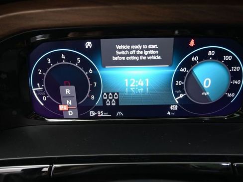 New 2026 Volkswagen Atlas SE image 32