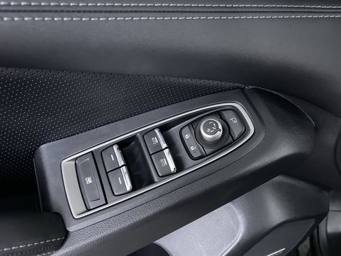 Used 2023 Subaru Ascent Touring AWD/4WD image 11