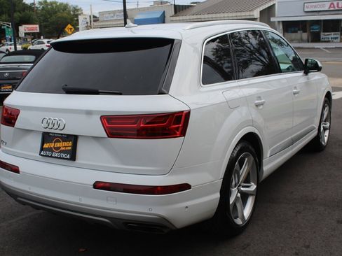 Used 2019 Audi Q7 3.0T Prestige w/ Prestige Package image 3