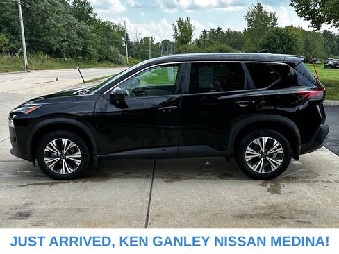 Certified 2023 Nissan Rogue SV w/ SV Premium B Package AWD/4WD image 5