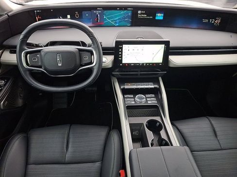 Certified 2024 Lincoln Nautilus Reserve w/ Equipment Group 203A image 11