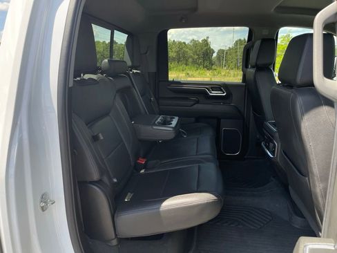 Used 2024 Chevrolet Silverado 2500 LTZ w/ LTZ Plus Package AWD/4WD image 47