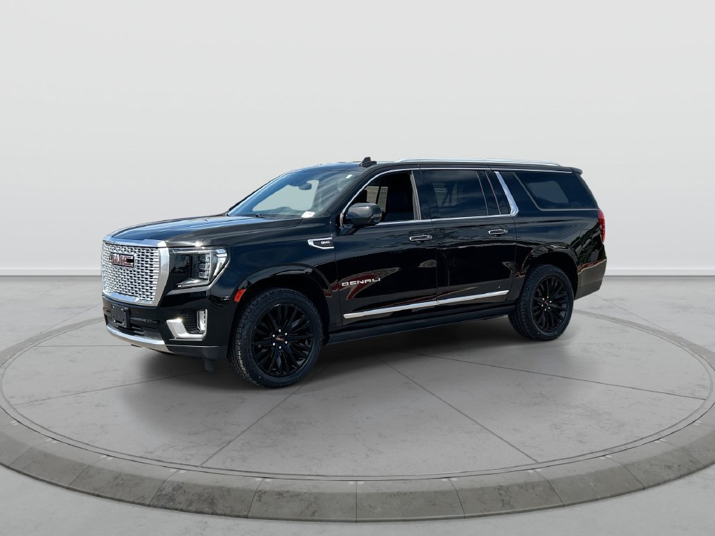Used 2023 GMC Yukon XL Denali w/ LPO, Floor Liner Package AWD/4WD image 4