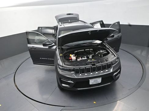Used 2023 Jeep Grand Cherokee 4WD 4xe image 30