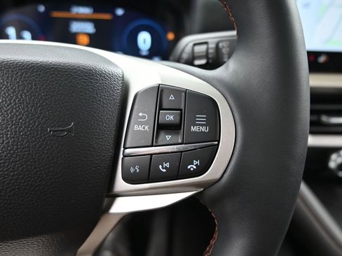 New 2025 Ford Explorer Active w/ Active Comfort Package image 17