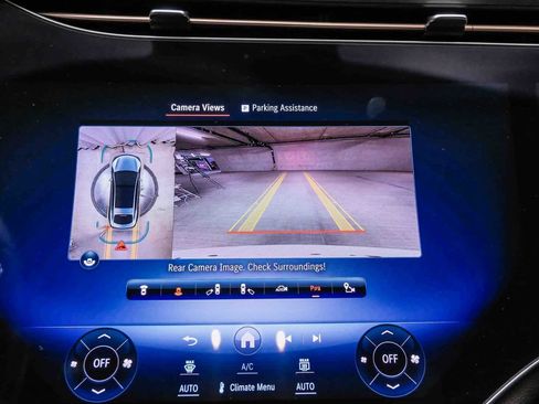 Certified 2022 Mercedes-Benz EQS 580 4MATIC Sedan image 24