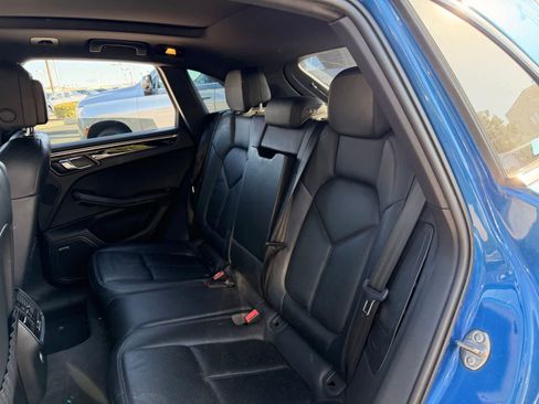 Used 2015 Porsche Macan S w/ Premium Package Plus AWD/4WD image 10