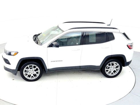 Used 2022 Jeep Compass Latitude image 15