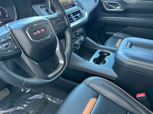 Used 2023 GMC Yukon XL AT4 w/ AT4 Premium Plus Package image 10