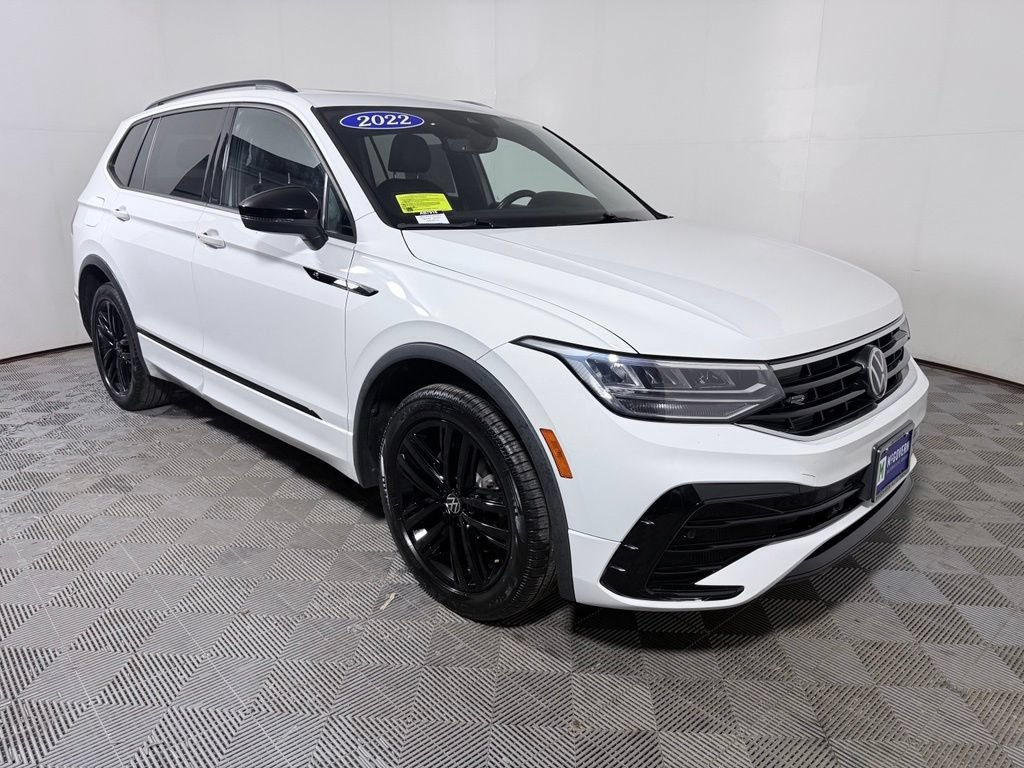 Used 2022 Volkswagen Tiguan SE R-Line AWD/4WD image 9