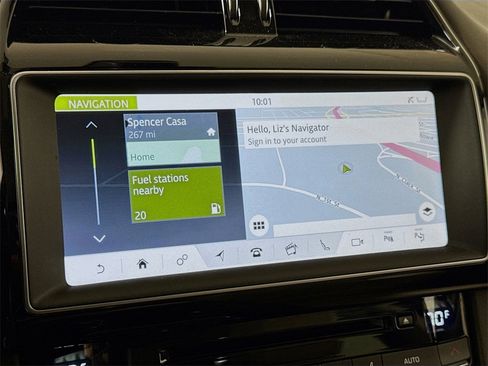 Used 2019 Jaguar F-PACE Prestige image 11