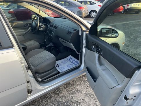 Used 2006 Ford Focus S image 12