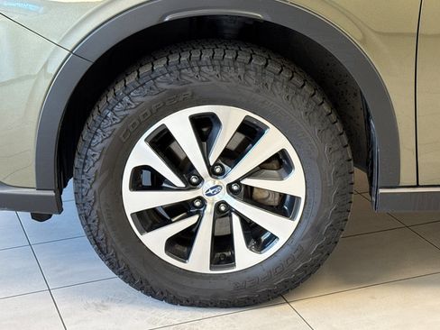 Used 2022 Subaru Outback Premium image 27