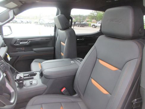 New 2026 GMC Sierra 1500 AT4 w/ AT4 Premium Package AWD/4WD image 14