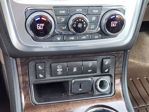 Used 2017 GMC Acadia Limited SLT FWD image 15