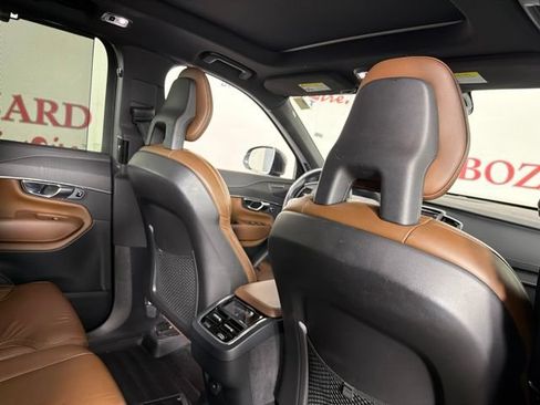 Used 2022 Volvo XC90 T6 Inscription w/ Advanced Package AWD/4WD image 19