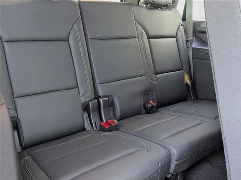 Used 2021 Chevrolet Tahoe LT w/ LT Signature Package image 19