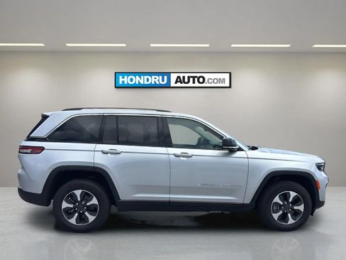 Used 2024 Jeep Grand Cherokee Limited 4xe AWD/4WD image 6
