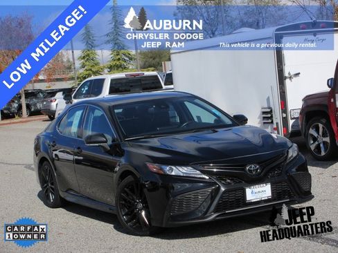 Used 2022 Toyota Camry XSE image 1