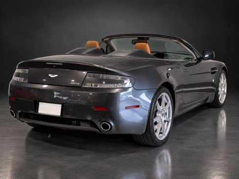 Used 2007 Aston Martin V8 Vantage Roadster RWD image 8