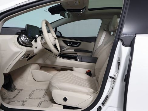 Used 2022 Mercedes-Benz EQS 450+ Sedan image 10