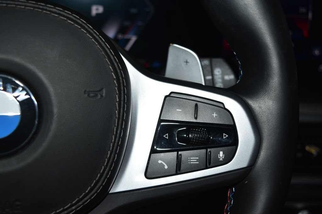 Used 2025 BMW X7 M60i AWD/4WD image 10