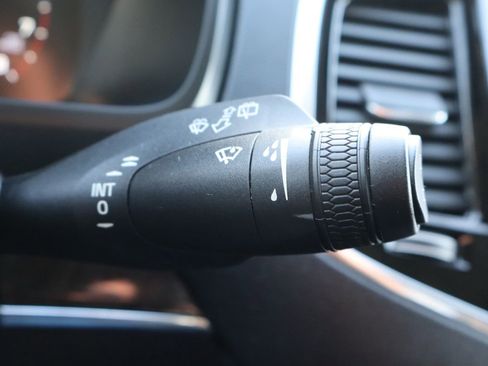 Used 2018 Volvo XC90 T6 Momentum w/ Convenience Package image 36