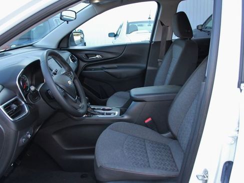 Used 2023 Chevrolet Equinox LT image 15