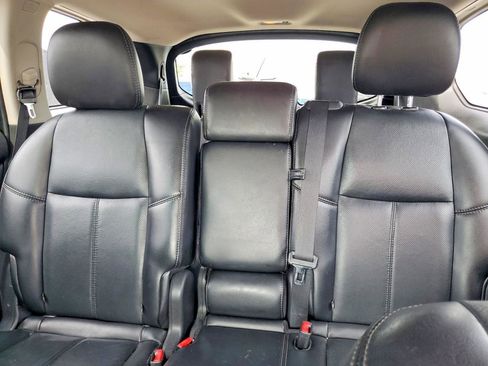 Used 2014 Nissan Pathfinder Platinum FWD image 7