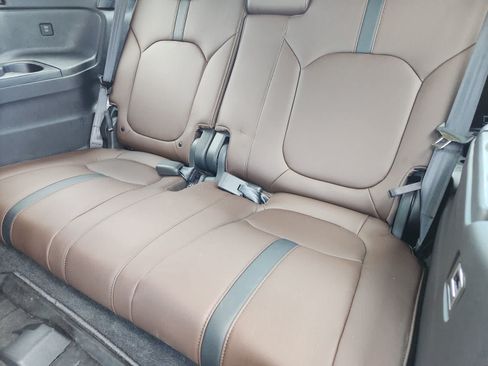 Used 2025 Honda Pilot Elite image 30