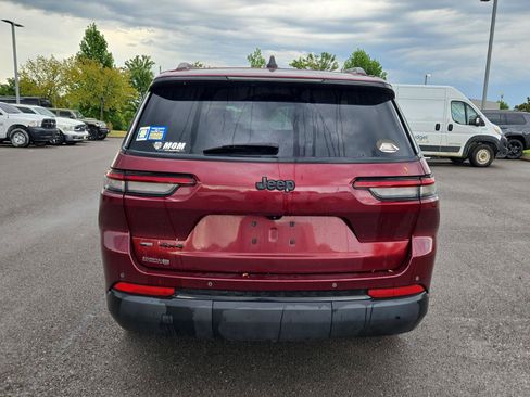 Used 2021 Jeep Grand Cherokee L Laredo AWD/4WD image 6