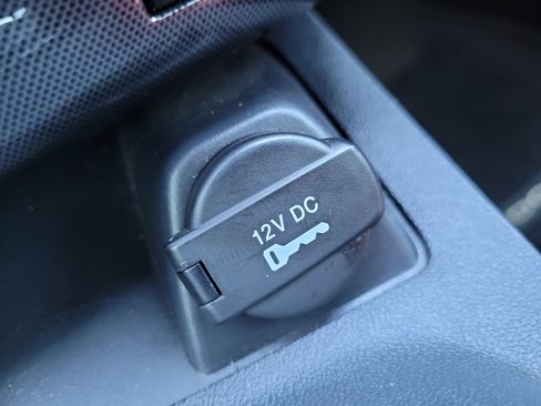 Used 2012 Dodge Challenger Rallye Redline image 28