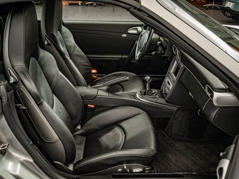 Used 2005 Porsche 911 Carrera S image 32