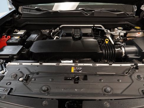 Used 2023 Chevrolet Colorado LT w/ LT Convenience Package II image 38